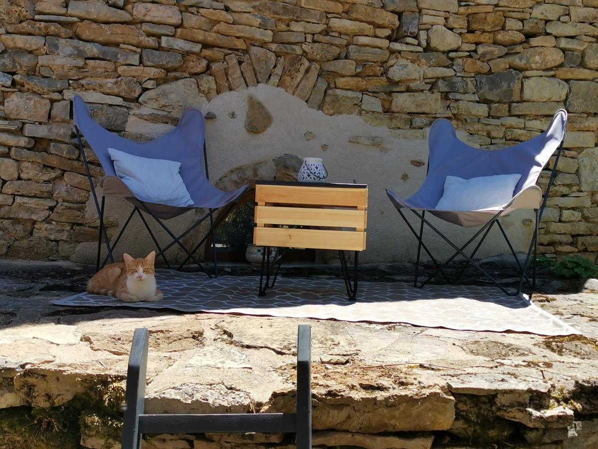 Le Mas De Carrie Bed & Breakfast Parisot  Dış mekan fotoğraf