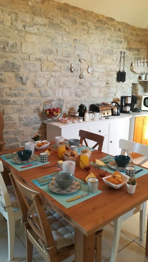 Le Mas De Carrie Bed & Breakfast Parisot  Dış mekan fotoğraf